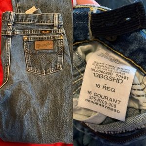 Boys regular size 16 Wrangler jeans with adjustable waist band.